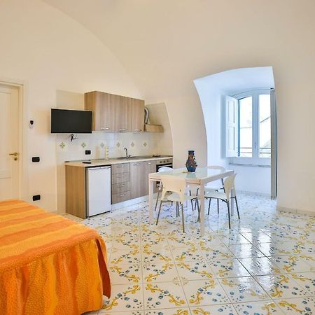 Della Monica Rooms Виетри Экстерьер фото
