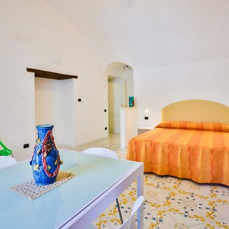 Della Monica Rooms Виетри Экстерьер фото